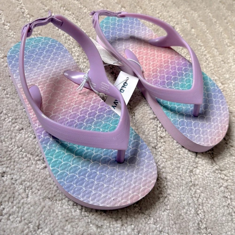 NEW Old Navy Mermaid Onbre Flip Flops